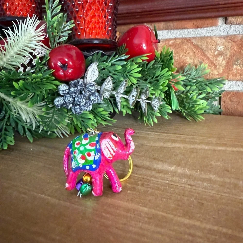 Vintage India Handcrafted Wooden Artisan Colorful Elephant Keychain - Picture 7 of 11